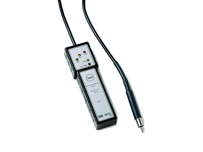 Electronic brake fluid tester